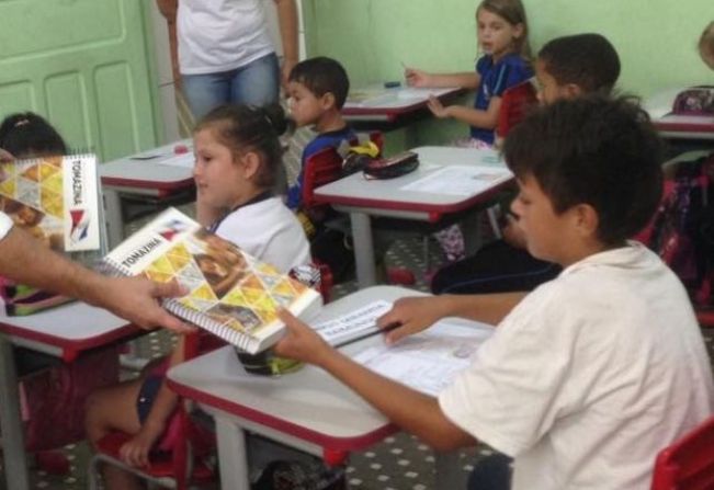 Prefeitura de Tomazina garante alimentação aos alunos durante paralisação das aulas